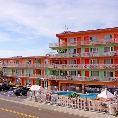 Beachwalk Inn เคลียร์วอเตอร์บีช ภายนอก รูปภาพ