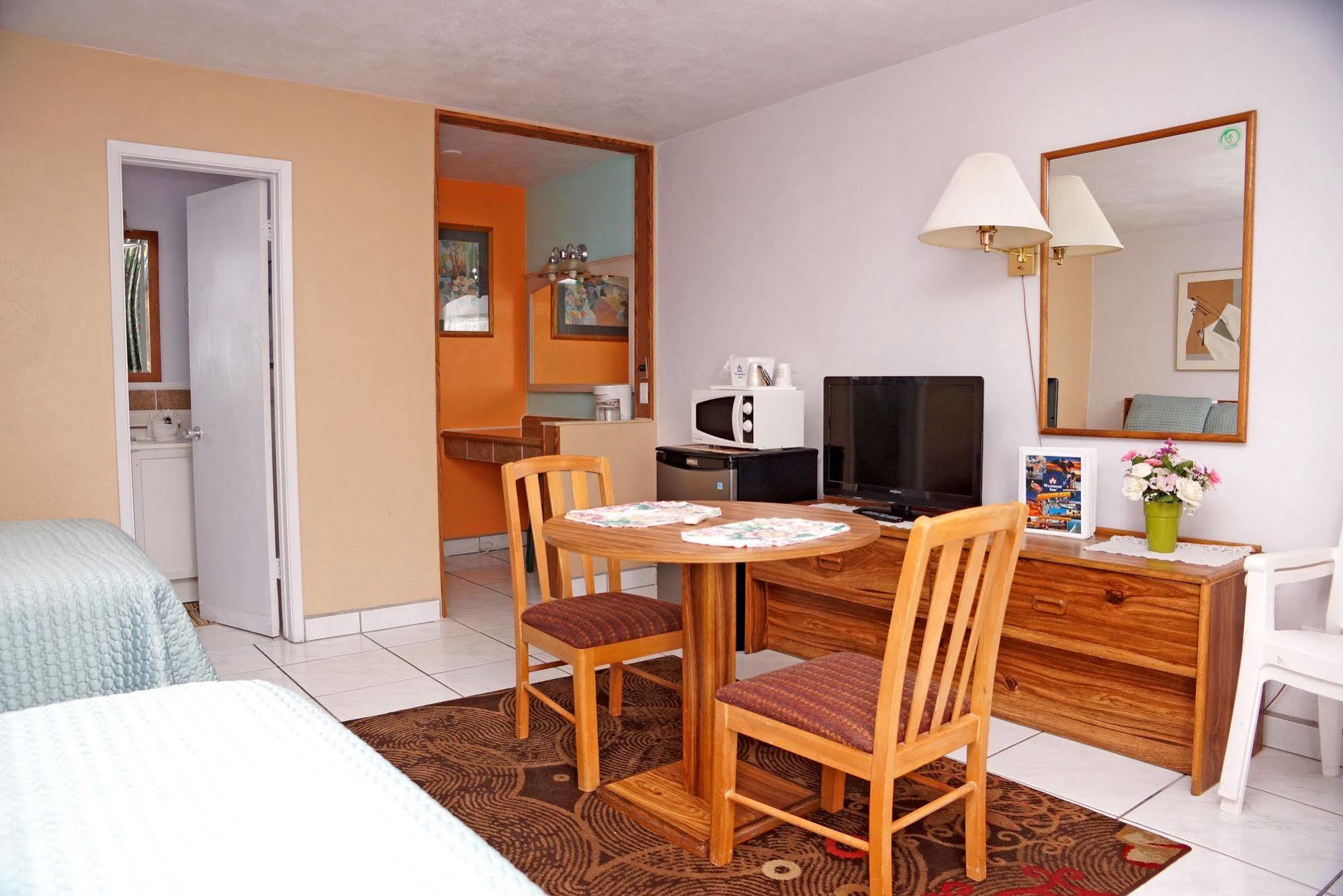 Beachwalk Inn เคลียร์วอเตอร์บีช ภายนอก รูปภาพ